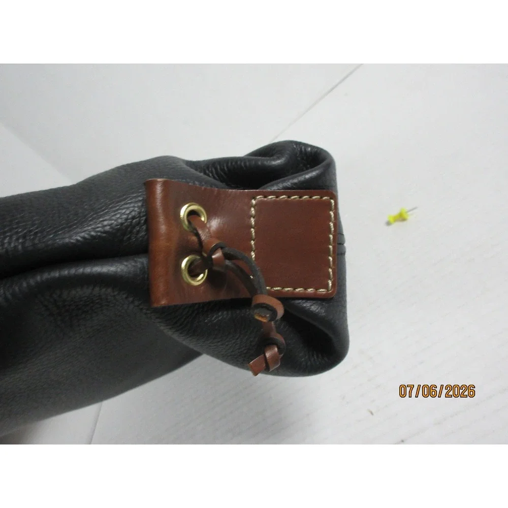Dooney & Bourke Pebble Grain Leather Tote Bag Black Tan Tassel Satchel Crossbody